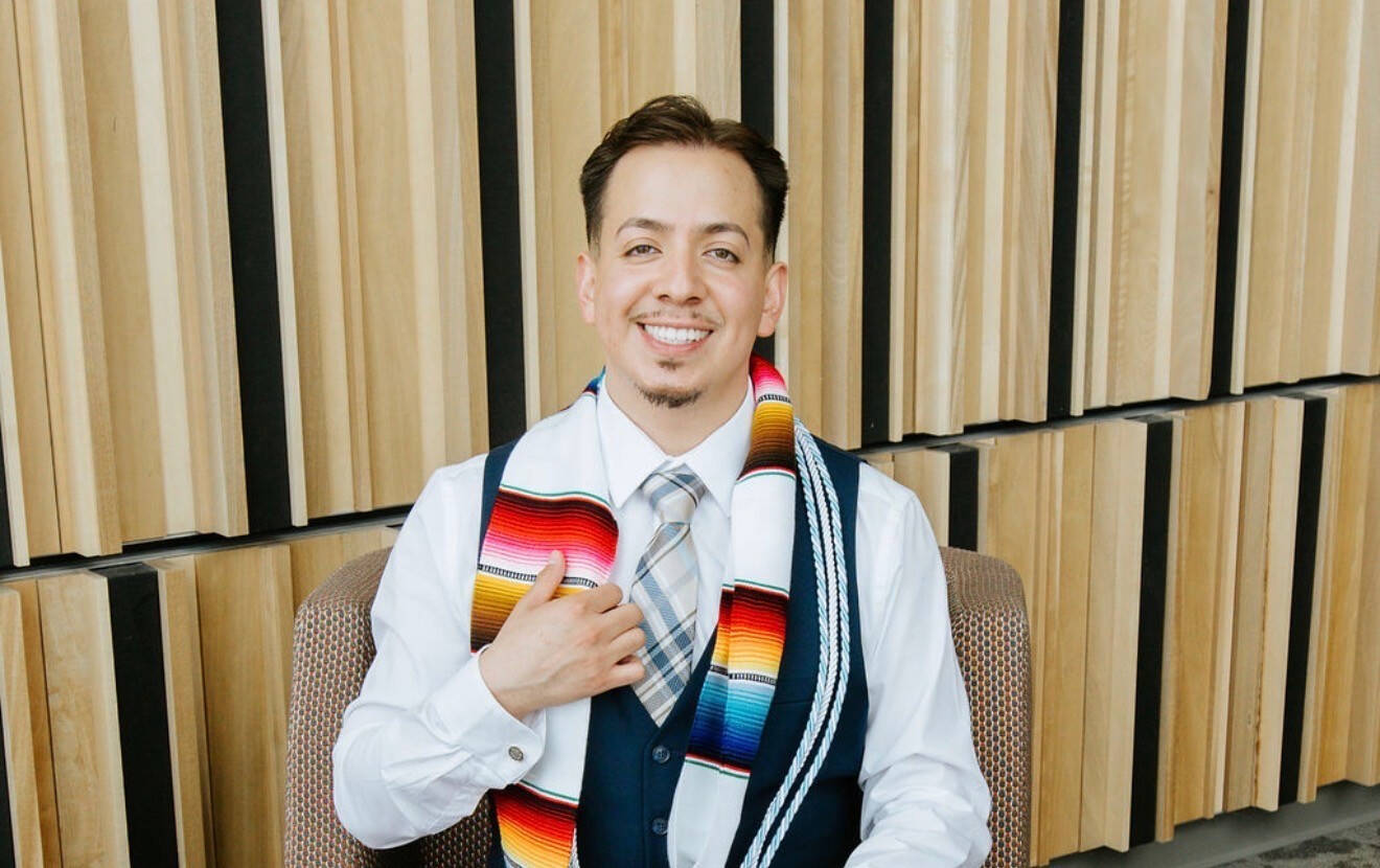 Alex Robles Vazquez Headshot